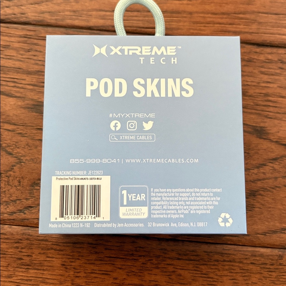Light Blue AirPod Protective Case - Picture 3 of 4
